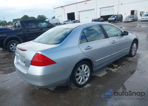2007 Honda Accord 3.0 Se из США, поврежденный, VIN 1HGCM66417A011447